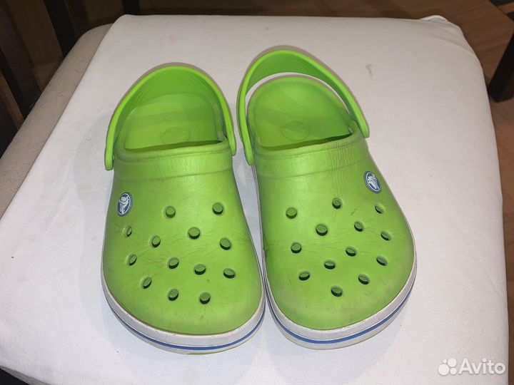 Crocs j2