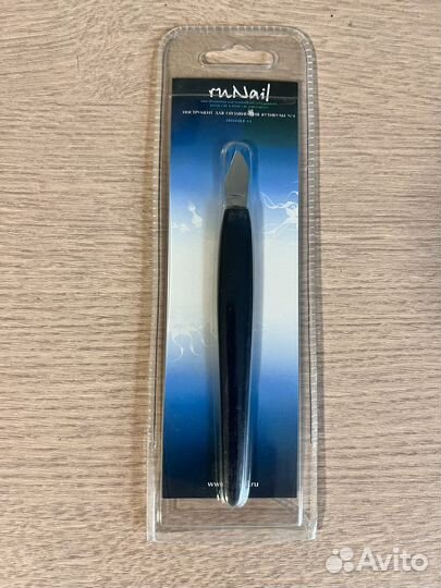 Инструмент для отодвигания кутикулы