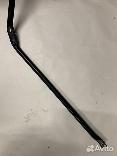 Распорка передняя BMW E60