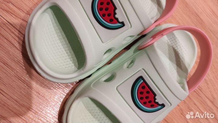 Кроксы для девочки 25