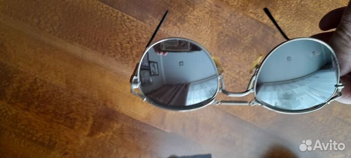 Солнцезащитные очки