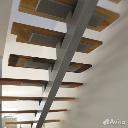 Металлокаркас Лестницы под Обшивку на Второй Этаж