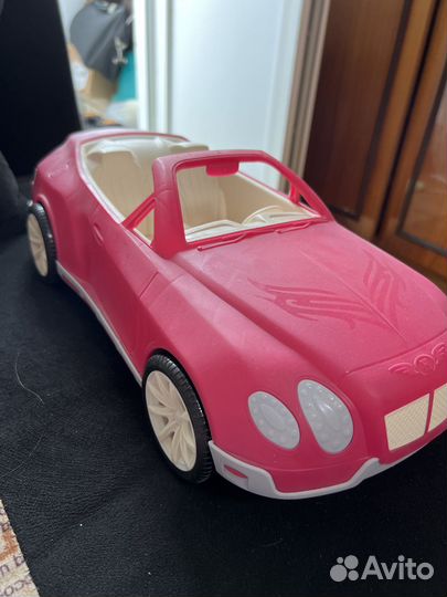 Игрушечная машина