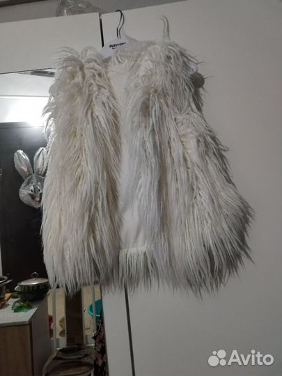 Куртка, пальто, жилетка на девочку