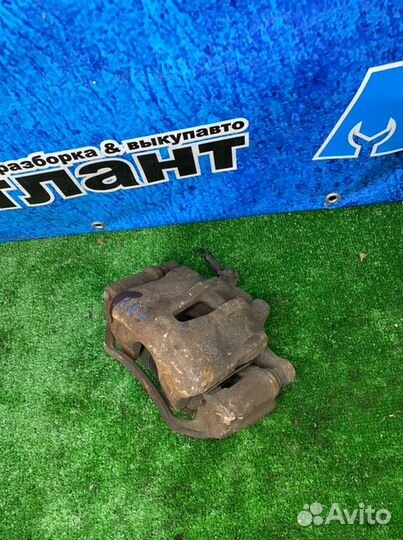 Суппорт тормозной передний правый Kia Ceed ED