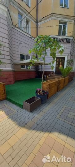 Кашпо для цветов уличное