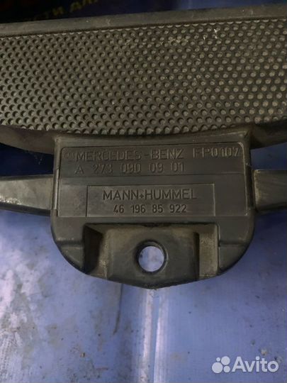 Корпус воздушного фильтра Mersedes-Benz W204