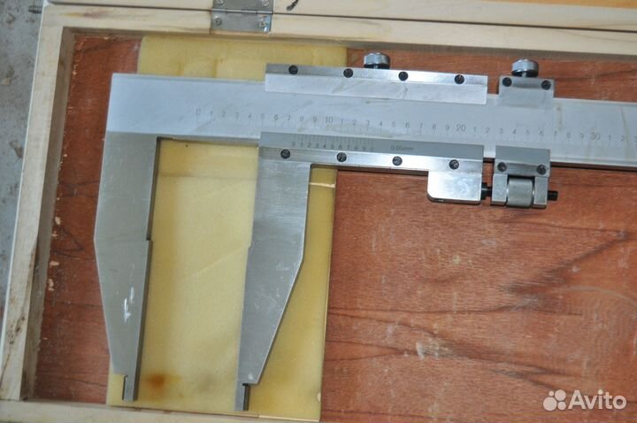 Штангенциркуль шц-III-1600