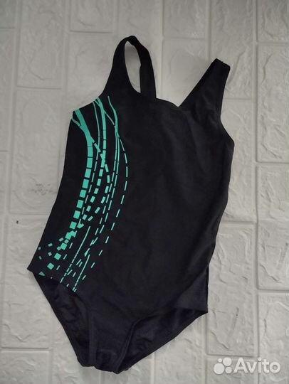 Купальник новый 7-8 лет