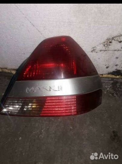 Задний правый фонарь на Mark II 2003 года