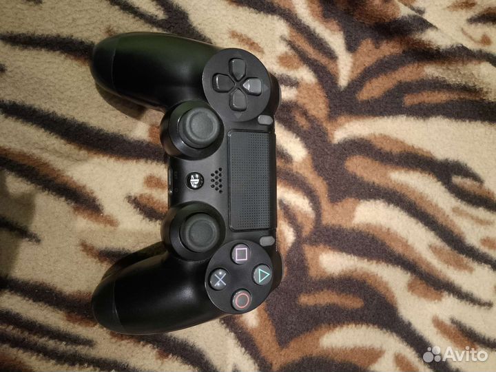 Джойстик ps4