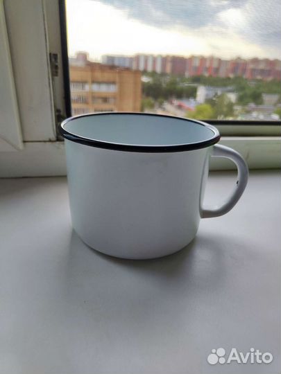 Эмалированная кружка