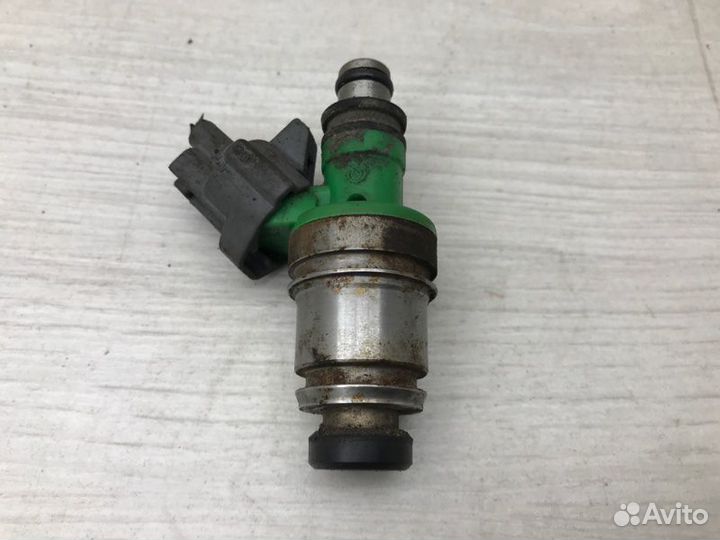 Форсунка топливная Suzuki Grand Vitara 1 H25Y 1999