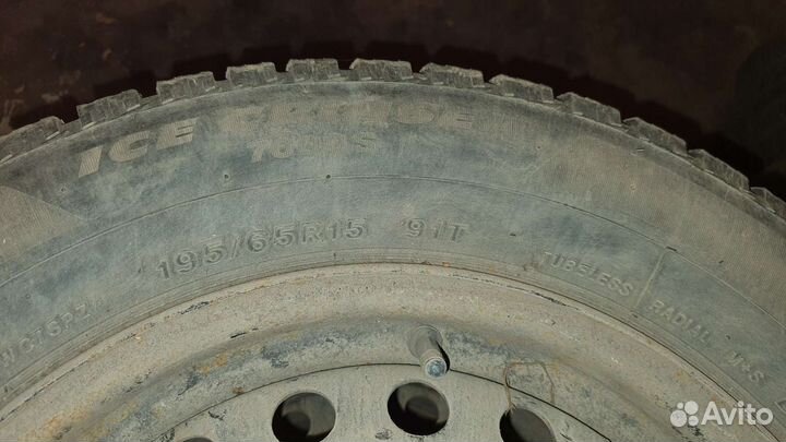 Bridgestone Ice Cruiser 7000S 195/65 R15 T