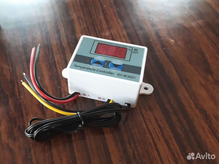 Датчик,контролер,включения выключения по темпера