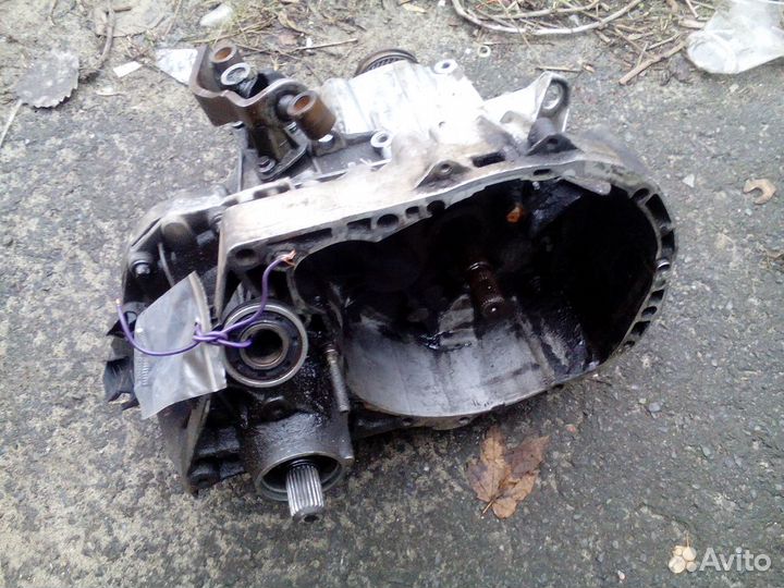 Кпп Рено Логан и Другие Форд Фокус под востановлен