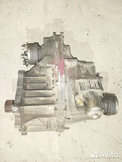 Раздаточная коробка Jeep Grand Cherokee WK2