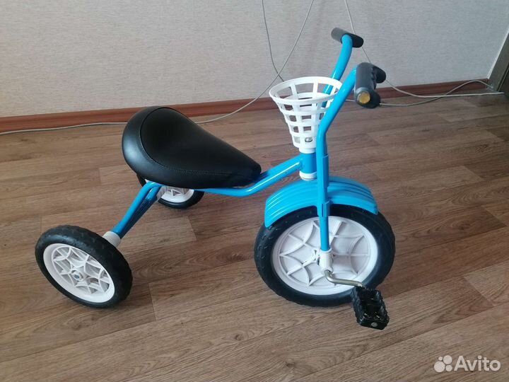 Детский велосипед бу 3х колёсный
