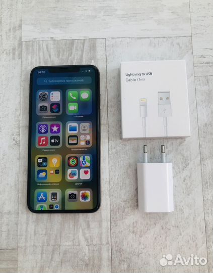 iPhone Xs Max, 64 ГБ
