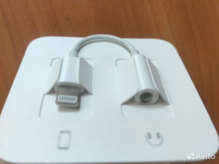 Переходник для наушников iPhone