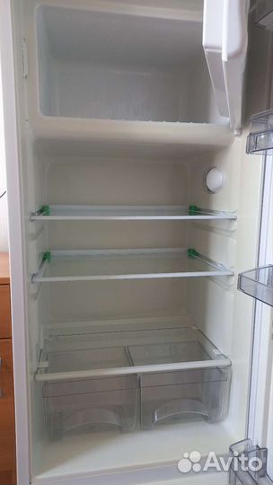 Холодильник бу (в отличном состоянии)