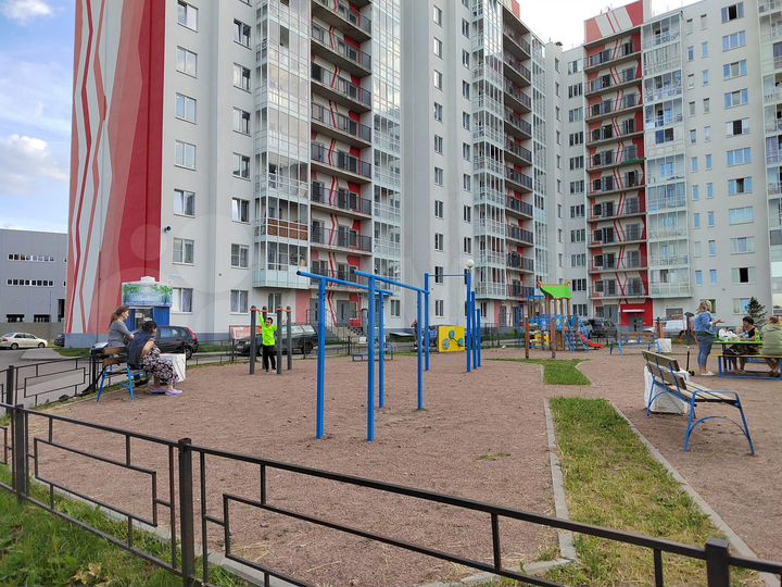 2-к. квартира, 55 м², 3/10 эт.