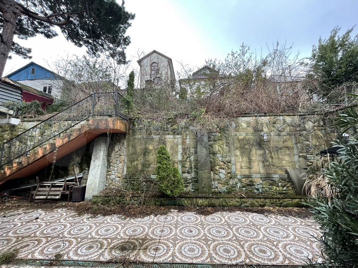 Дом 216 м² на участке 5 сот.