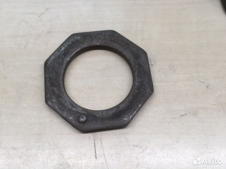 Гайка ступицы юr.kompl.AXL-105 ROR, Meritor, 21205