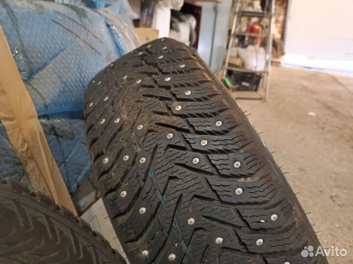 Nokian Tyres Hakkapeliitta 8 205/60 R16