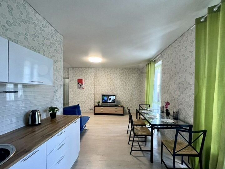 2-к. квартира, 75 м², 7/25 эт.