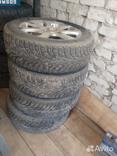 Yokohama Ice Guard Stud IG55 225/60 R18