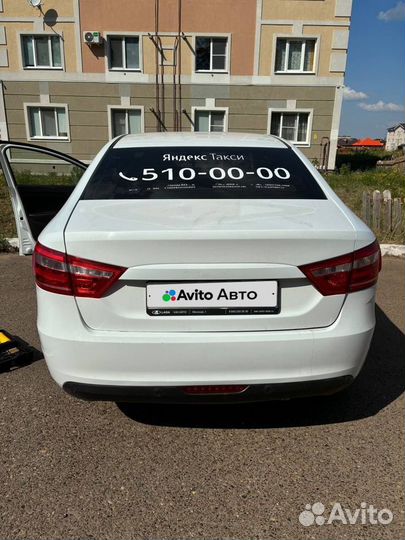 LADA Vesta 1.6 МТ, 2019, битый, 523 430 км