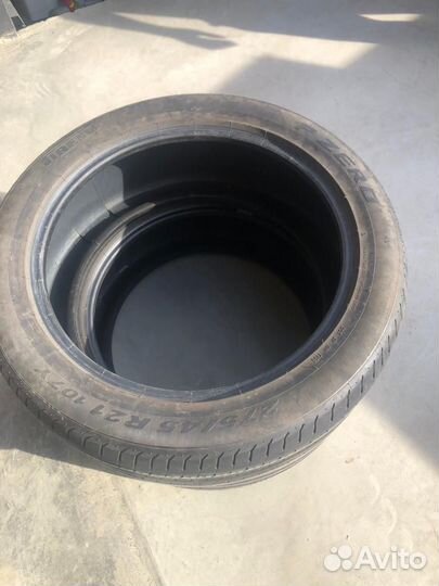 Pirelli P Zero 275/45 R21 107Y