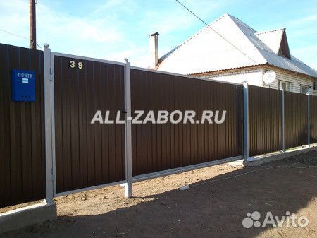 Заборы из профнастила