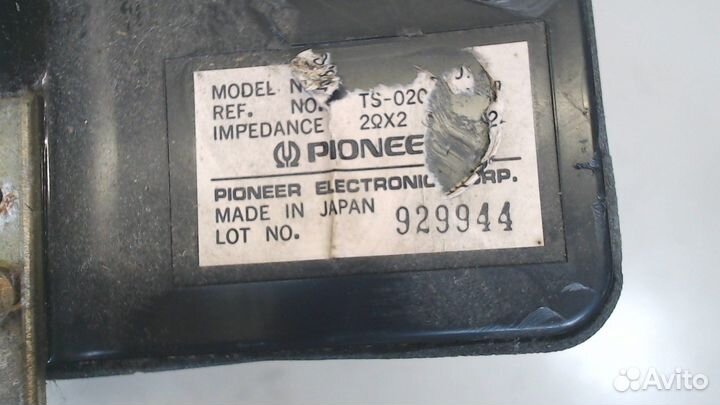 Сабвуфер Lexus RX, 2000