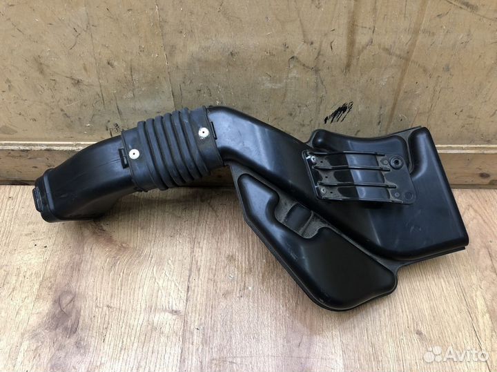 Воздухозаборник Mitsubishi ASX