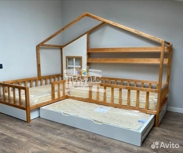 Кровать для троих детей
