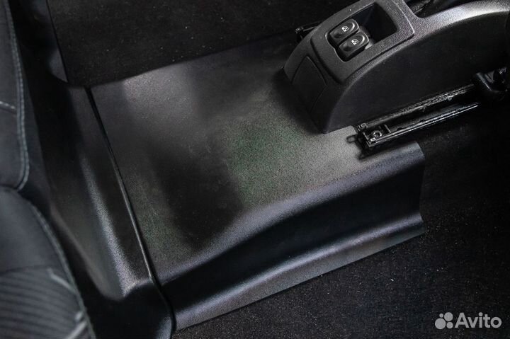Накладки ковролина Лада Ларгус под заднее сиденье