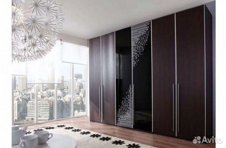 Шкаф распашной