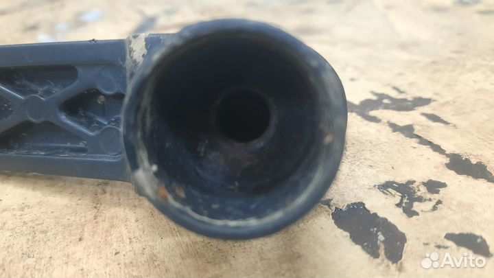 Поводок дворника cx-7