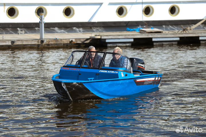 Волжанка 44 фиш с мотором 40 лс 4 такта