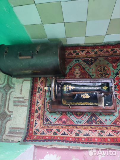 Швейная машина Singer