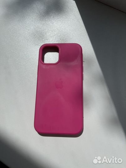 Чехол на iPhone 12