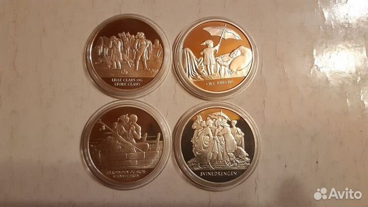 Серебряные медали H.C. Andersen