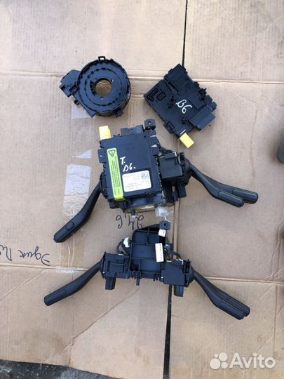 Подрулевой переключатель Фольксваген пассат Б6