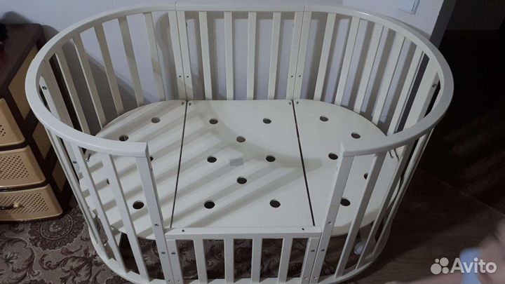 Кроватка трансформер с маятником 10 в 1