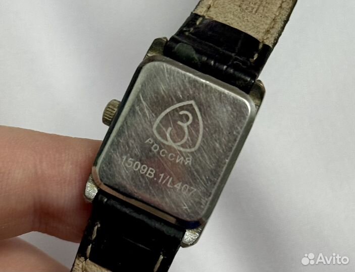 Наручные часы Заря 17 камней