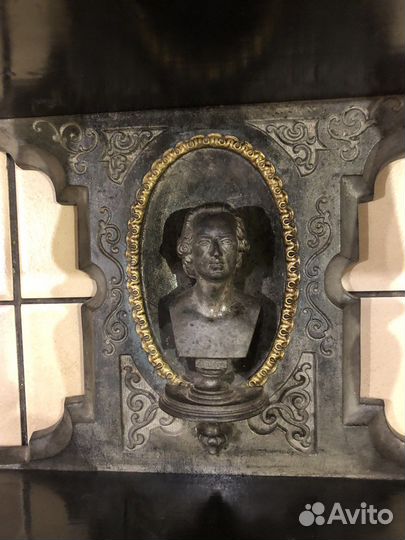 Полка металлическая с деревянными полками