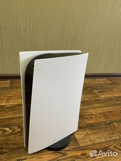 Sony PlayStation 5 Digital Edition 825 гб SSD