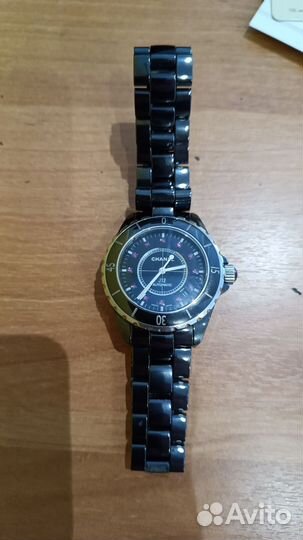 Часы Chanel J12